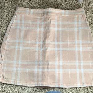 Plaid pink tight skirt